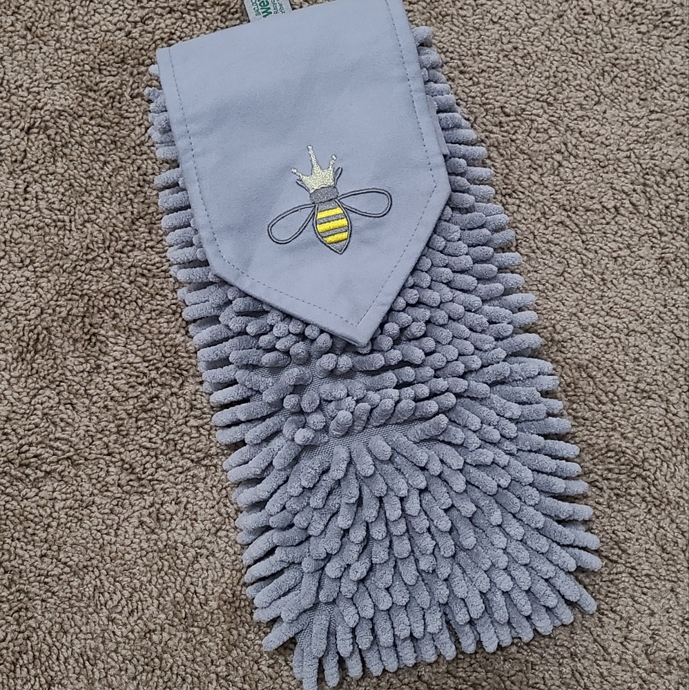 NWOT Norwex Ribbon Chenille Hand Towel
